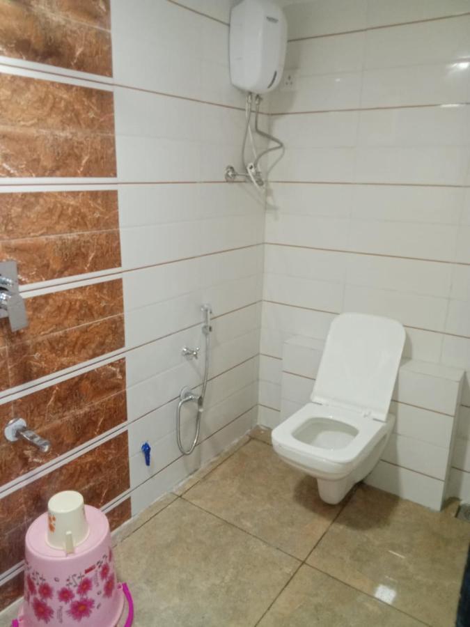 Hotel Rk Villa 巴罗达 外观 照片