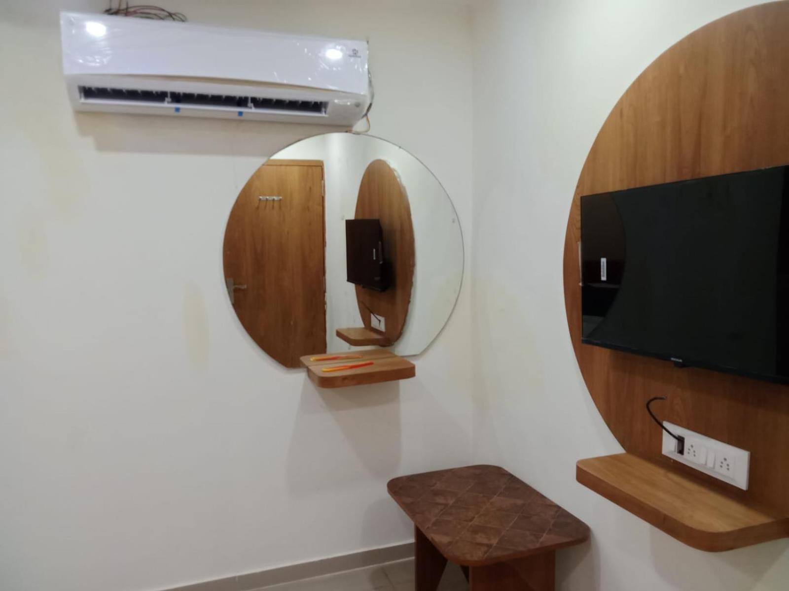 Hotel Rk Villa 巴罗达 外观 照片